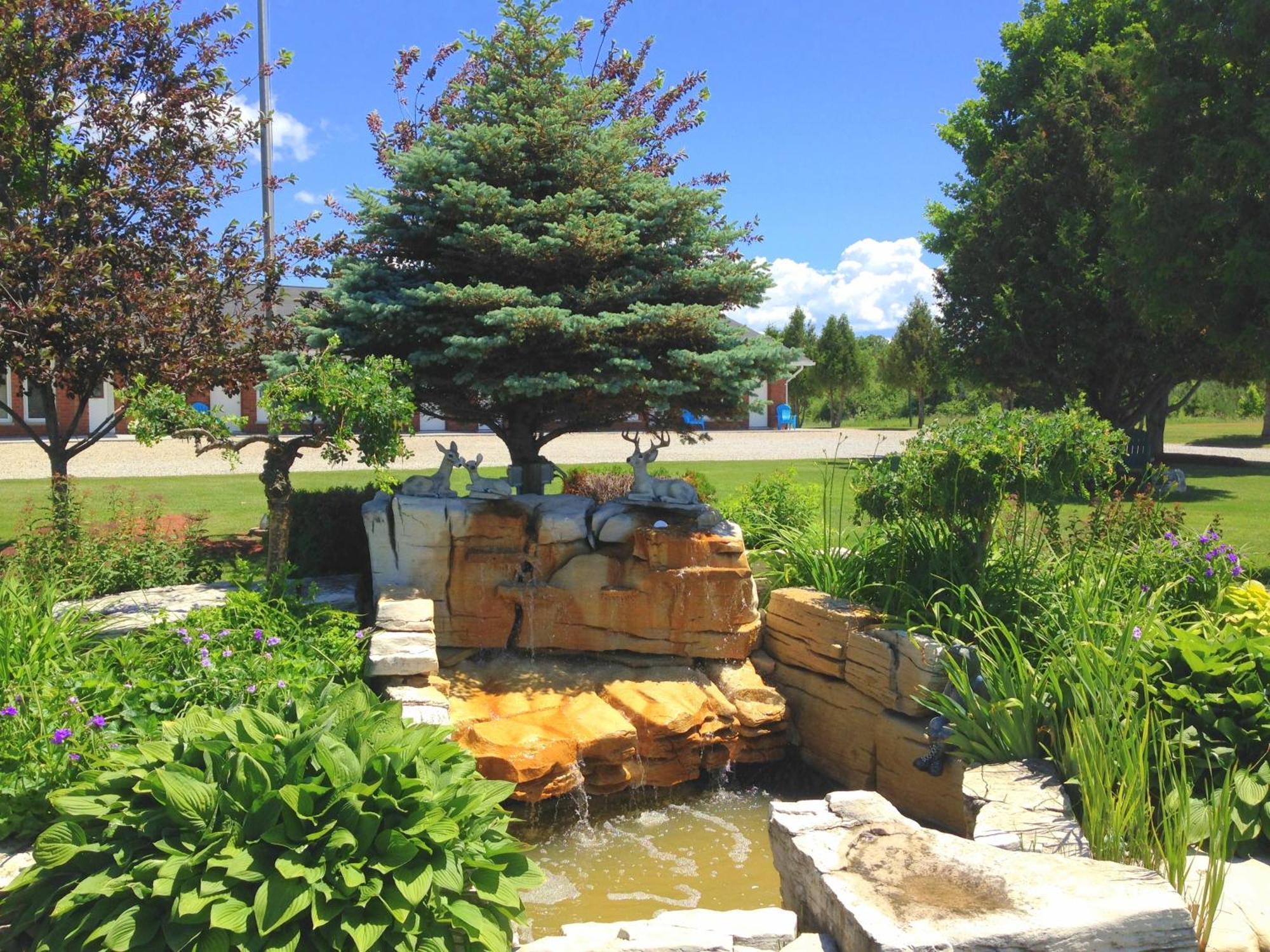 Manitoulin Inn Mindemoya المظهر الخارجي الصورة