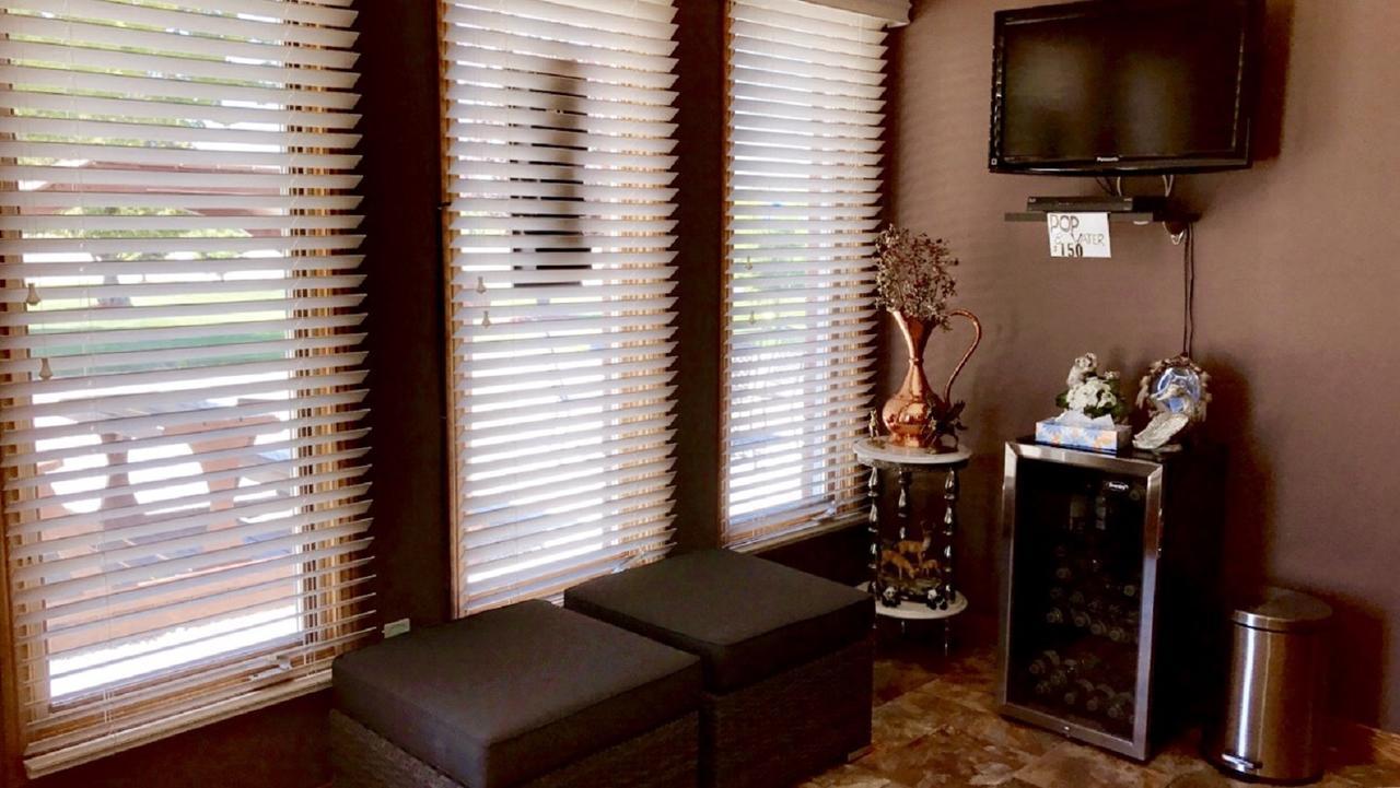 Manitoulin Inn Mindemoya المظهر الخارجي الصورة